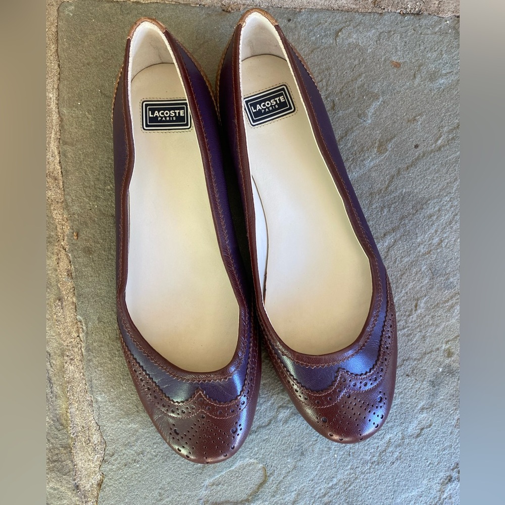 RARE!!! Lacoste Paris Flats purple and burgundy Size 8